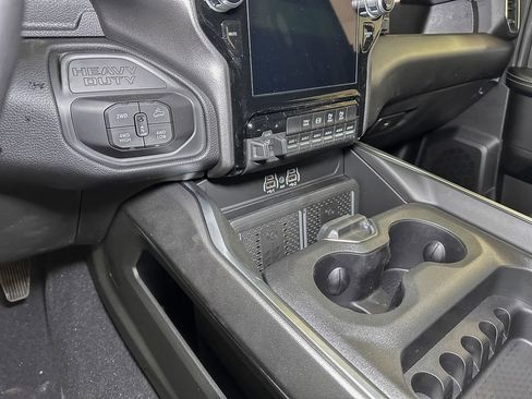 New 2026 RAM 2500 Big Horn AWD/4WD image 30
