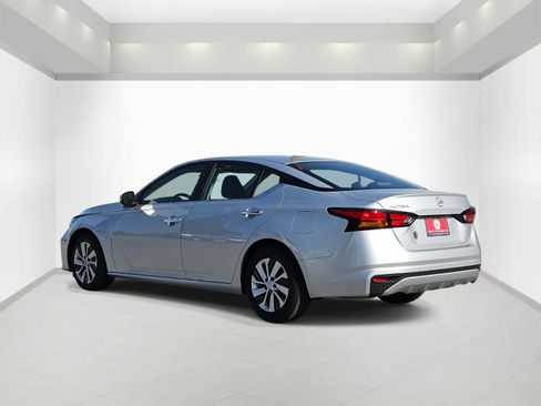 Used 2023 Nissan Altima 2.5 S image 6