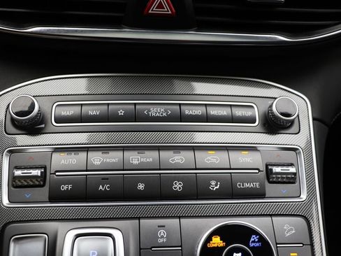 Used 2023 Hyundai Santa Fe Limited AWD/4WD image 23