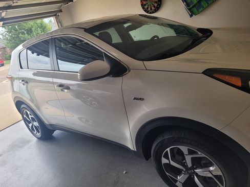 Used 2020 Kia Sportage LX AWD/4WD image 1