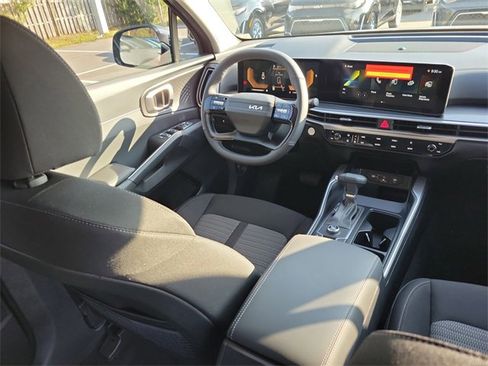 New 2026 Kia Sorento LX image 13