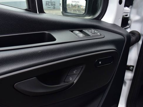 Used 2024 Mercedes-Benz Sprinter 2500 image 10
