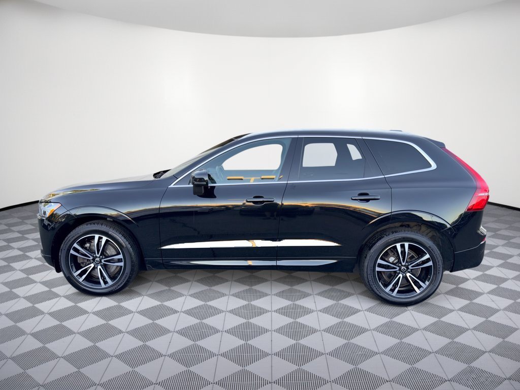 Used 2020 Volvo XC60 T6 Momentum w/ Protection Package AWD/4WD image 2