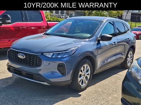 Used 2024 Ford Escape Active FWD image 2