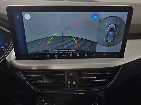 Used 2024 Ford Escape SE w/ PHEV Premium Package image 33