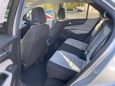 Used 2022 Chevrolet Equinox LT image 21
