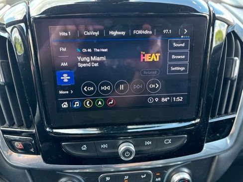 Used 2023 Chevrolet Traverse RS AWD/4WD image 29