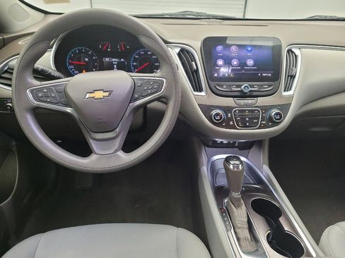 Used 2020 Chevrolet Malibu LT FWD image 22