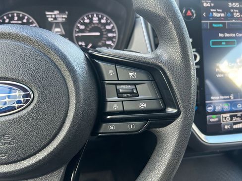 Used 2024 Subaru Crosstrek 2.0i Premium w/ Popular Package #4 image 18