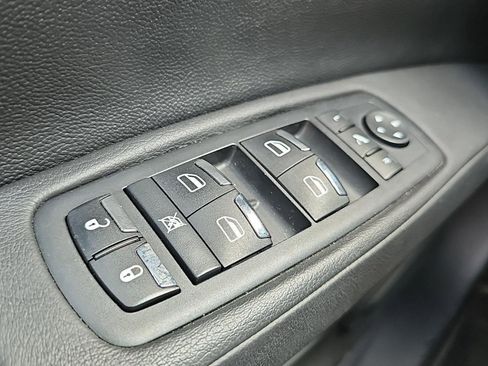 Used 2014 Maserati Quattroporte S Q4 AWD/4WD image 25