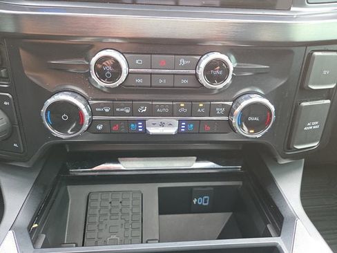 Used 2025 Ford F250 Lariat w/ Lariat Ultimate Package AWD/4WD image 18