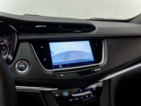 New 2025 Cadillac XT5 Premium Luxury image 23