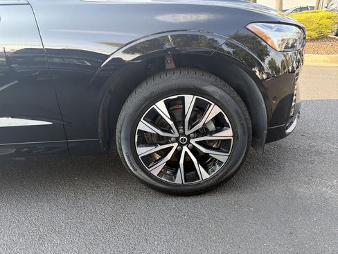 Certified 2024 Volvo XC60 B5 Plus w/ Protection Package Premier AWD/4WD image 13