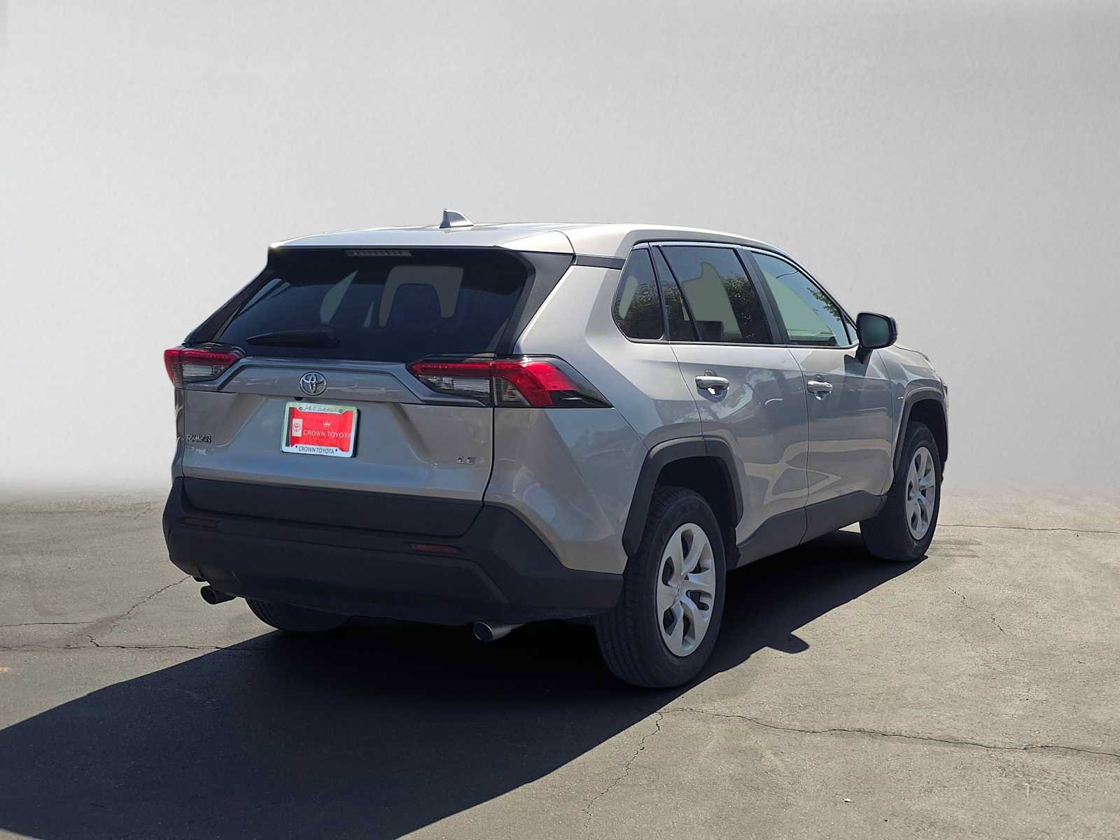 Used 2023 Toyota RAV4 LE FWD image 3
