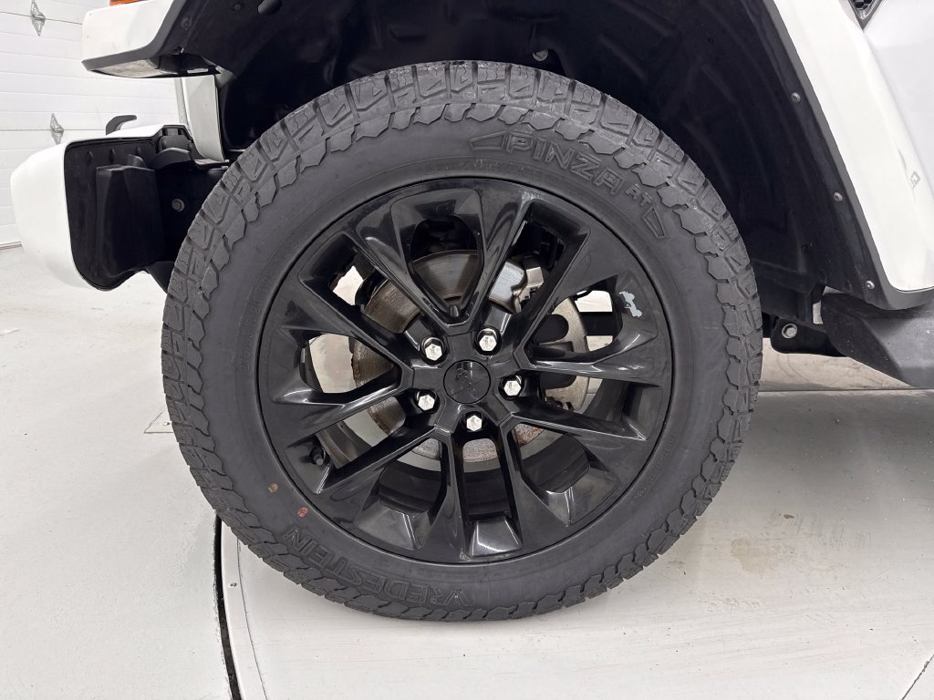 Used 2021 Jeep Gladiator Overland AWD/4WD image 11
