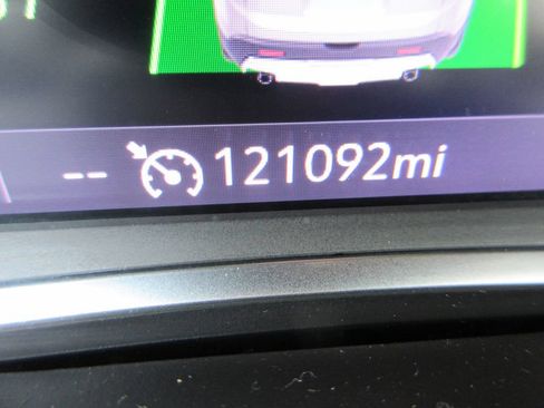 Used 2021 GMC Acadia SLT w/ Preferred Package FWD image 32