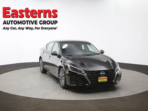 Used 2024 Nissan Altima 2.5 SV image 51