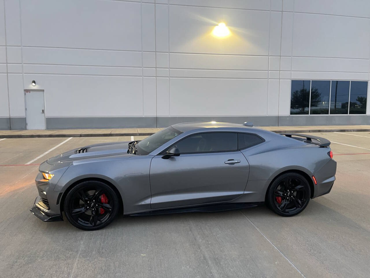 Used 2021 Chevrolet Camaro SS RWD image 16