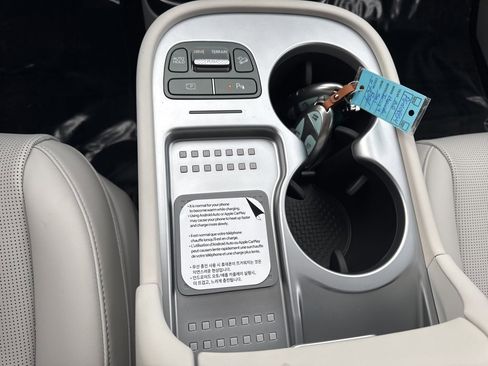 Used 2026 Hyundai Ioniq 9 SEL image 26