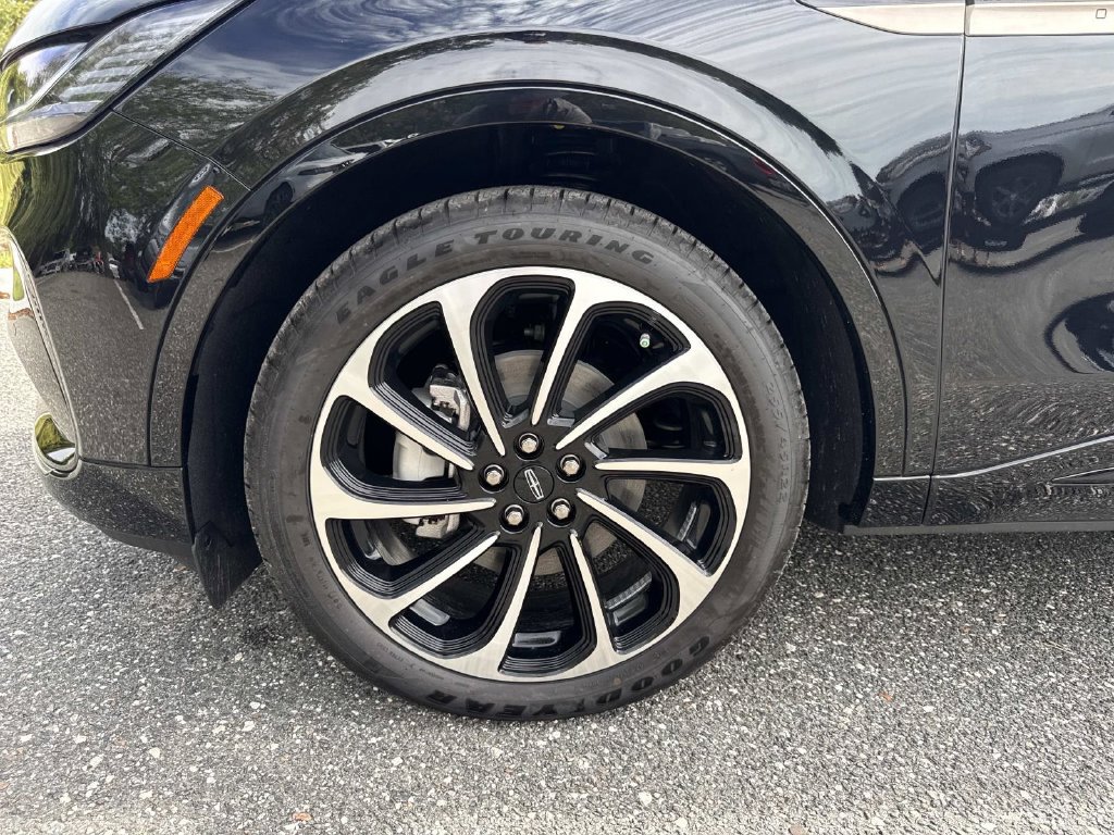 New 2026 Lincoln Nautilus Black Label AWD/4WD image 10