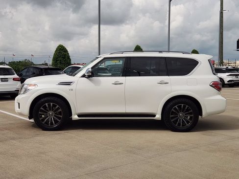 Used 2019 Nissan Armada Platinum w/ Captain's Chairs Package AWD/4WD image 4