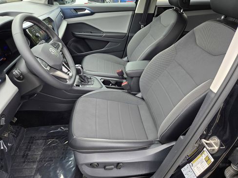 Used 2022 Volkswagen Taos SE image 14