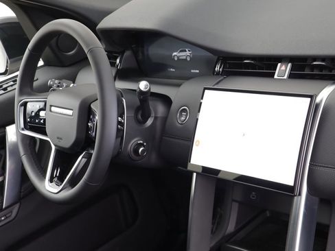 New 2026 Land Rover Discovery Sport Landmark AWD/4WD image 23
