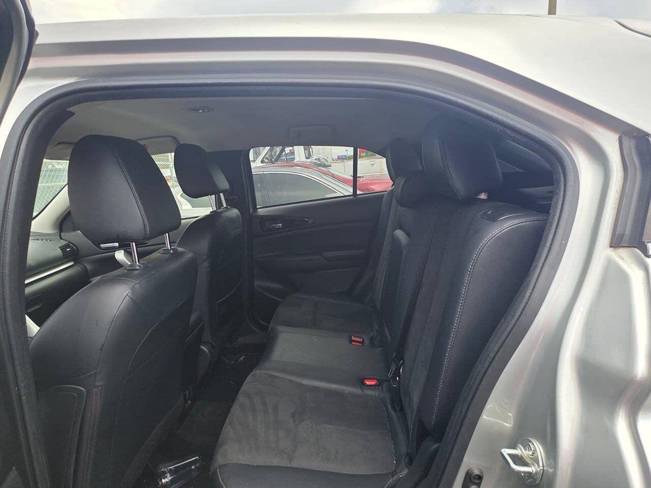 Used 2022 Mitsubishi Eclipse Cross SE FWD image 6