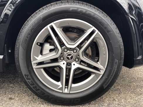 Certified 2022 Mercedes-Benz GLE 350 4MATIC w/ AMG Line Exterior image 9