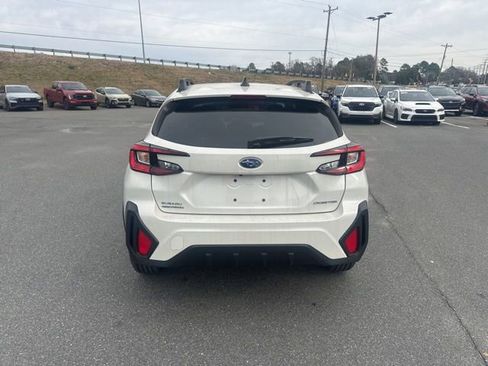Certified 2024 Subaru Crosstrek 2.0i Premium image 6