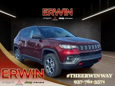 Certified 2022 Jeep Compass Trailhawk AWD/4WD image 1