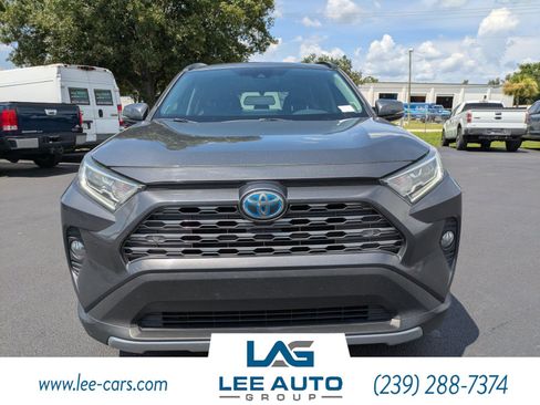 Used 2020 Toyota RAV4 Limited w/ Limited Grade Weather Package AWD/4WD image 7