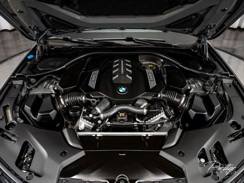 Used 2021 BMW M550i xDrive w/ Premium Package AWD/4WD image 4