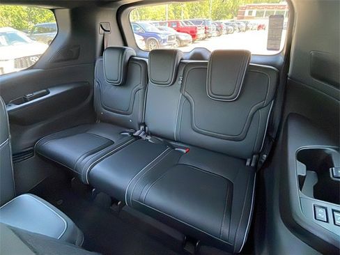 New 2026 INFINITI QX80 Autograph w/ Premium Cargo Package image 17