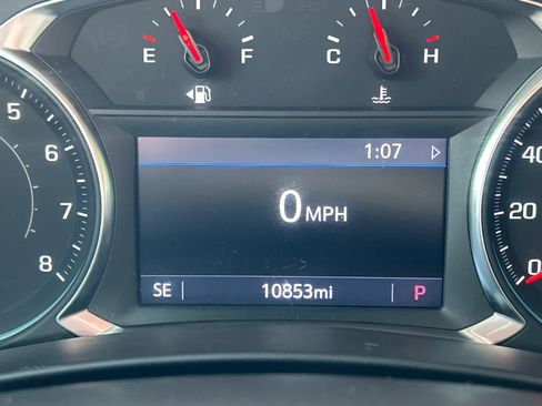 Used 2024 Chevrolet Equinox LT AWD/4WD image 14