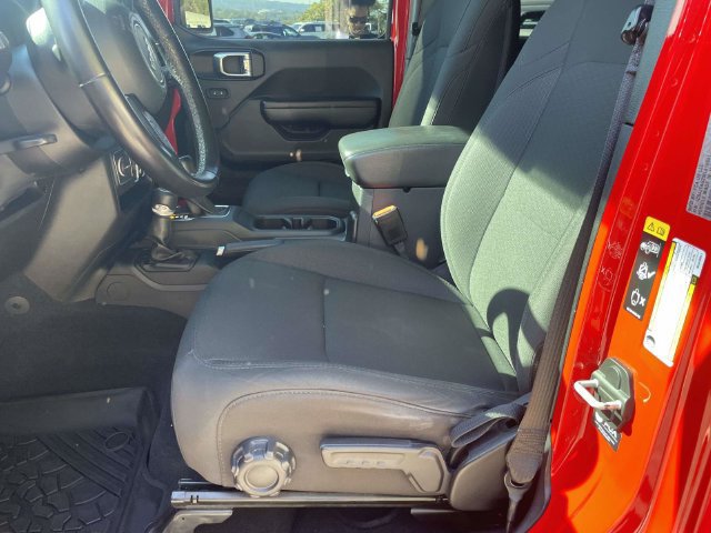Used 2021 Jeep Gladiator Sport AWD/4WD image 16