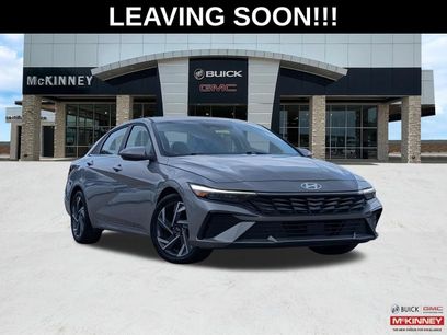 Used 2025 Hyundai Elantra Limited