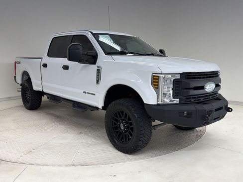 Used 2018 Ford F250 XL AWD/4WD image 7