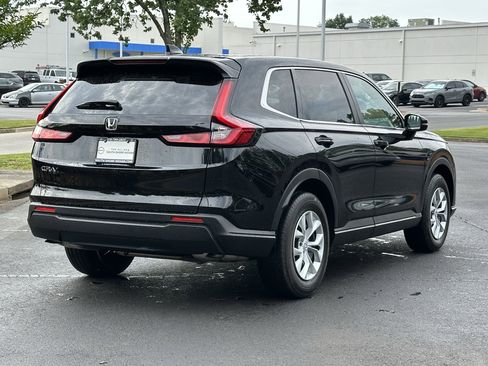 Used 2025 Honda CR-V LX image 11