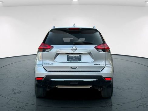 Used 2020 Nissan Rogue S w/ Special Edition Package image 6