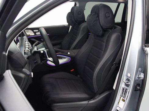 New 2026 Mercedes-Benz GLS 450 4MATIC image 12