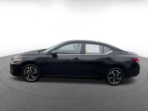 Used 2025 Nissan Sentra SV FWD image 7