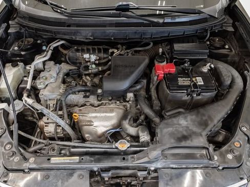 Used 2015 Nissan Rogue S w/ Convenience Package AWD/4WD image 3