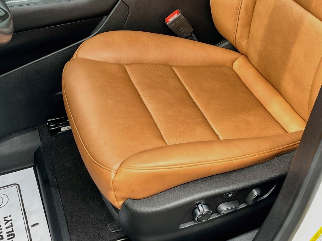 Certified 2023 Cadillac XT4 Premium Luxury FWD image 13