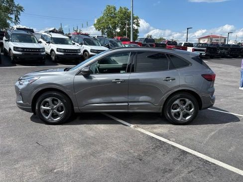 Certified 2024 Ford Escape ST-Line w/ Tech Pack #1 AWD/4WD image 6