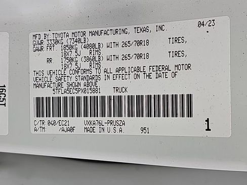 Used 2023 Toyota Tundra SR5 w/ SR5 Premium Package image 36