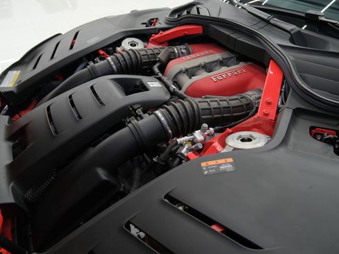 Used 2023 Ferrari Purosangue image 59