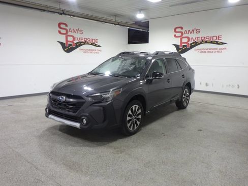 Used 2024 Subaru Outback Limited AWD/4WD image 1