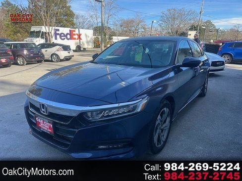 Used 2018 Honda Accord EX image 1