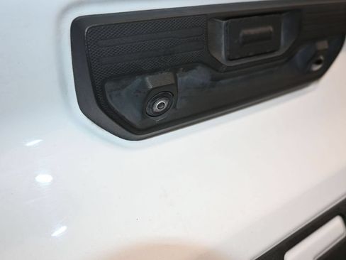 Used 2023 Chevrolet Silverado 1500 Custom RWD image 41
